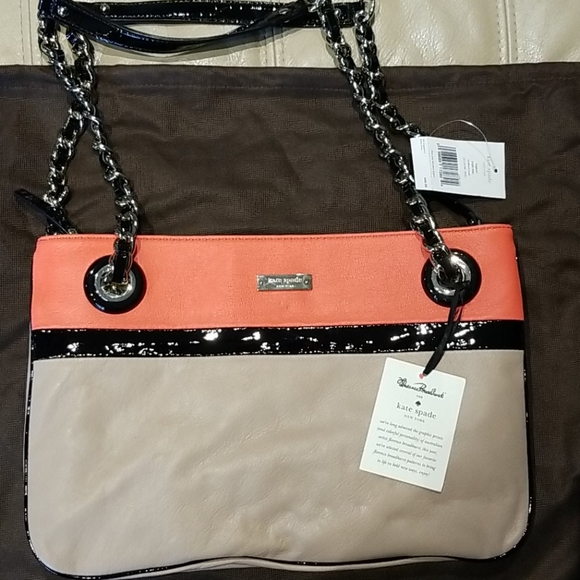 NEW Kate Spade 3 pocket handbag with black patent - Picture 1 of 8